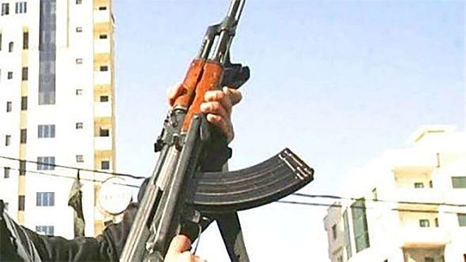 ​عدن.. إجراءات أمنية صارمة لوقف ظاهرة إطلاق النار في المناسبات